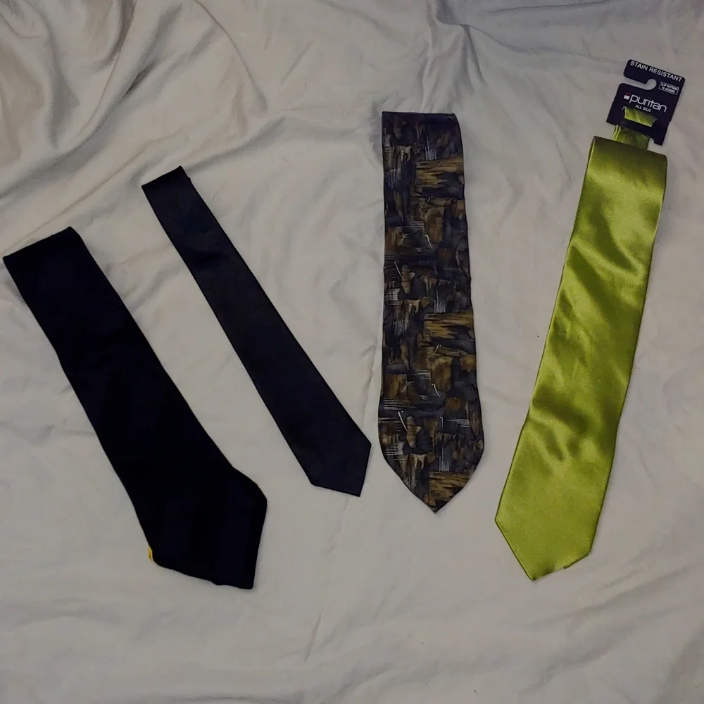 MIXED LOT OF 4 TIES * DONALD TRUMP * JORDACHE * ZYLOS * PURITAN - Picture 3 of 8